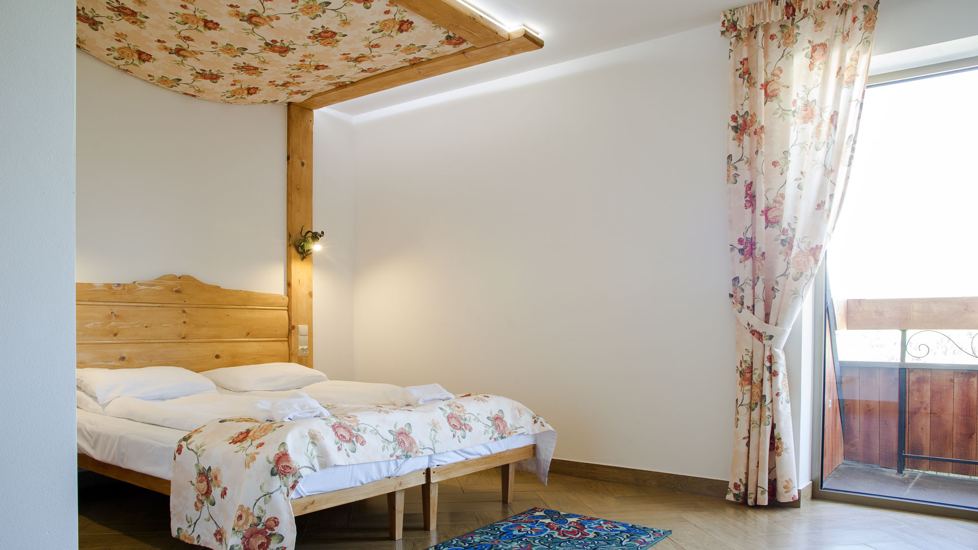 MONTENERO Viešbutis kurortas SPA terminiai šaltiniai Tatrų kalnuose poilsis Lenkijoje